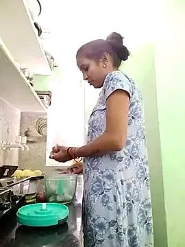 Hotty-Nidhi on StripChat 