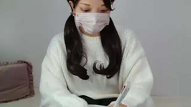 Ichikachan on StripChat 