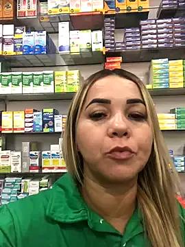 imoly_ — Me Masturbar no Banheiro da Farmacia