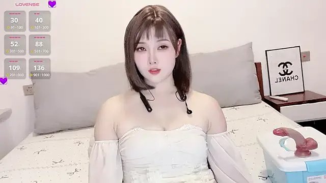 Insist6 on StripChat 