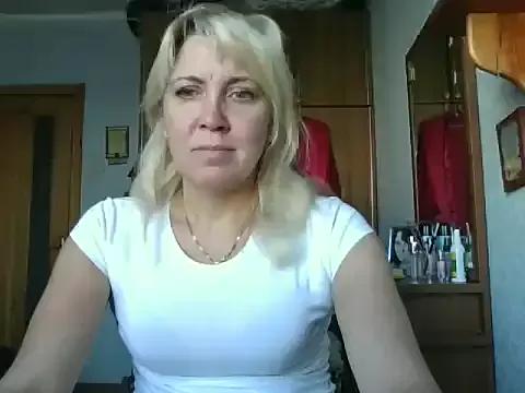 IrinaB1 on StripChat 