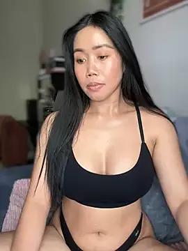 JazzieXo on StripChat 