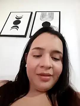 Julieth_hot-69 — Take out your tits at the mall