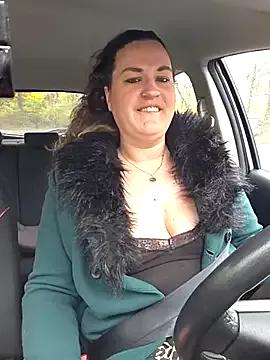 justtess — Can you Make me squirt?