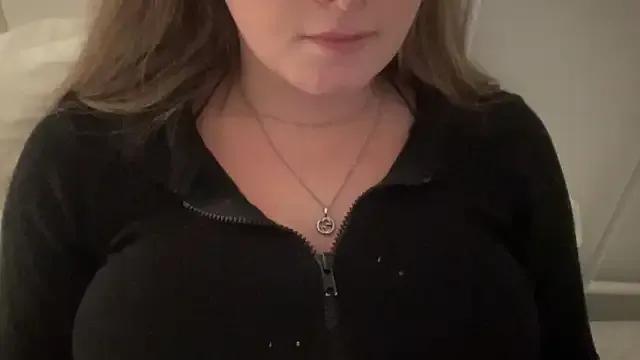 KaraLeee — WATCH ME GET MY BOOBIES OUT FOR YOU 