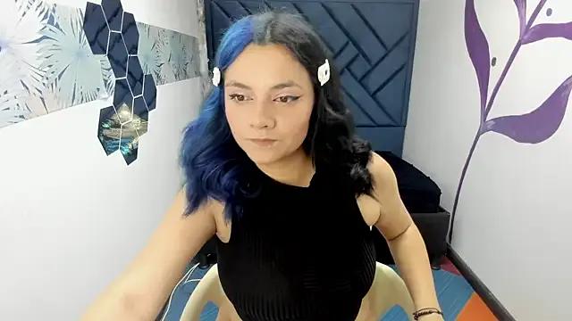 Kiara_Cruz__ — SHOW ME OIL ON MY ASS + FINGERS