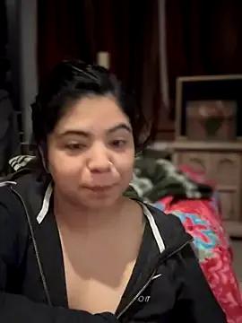 kimmiakiss22 on StripChat 