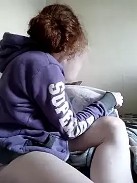 kinkyginger23 on StripChat 
