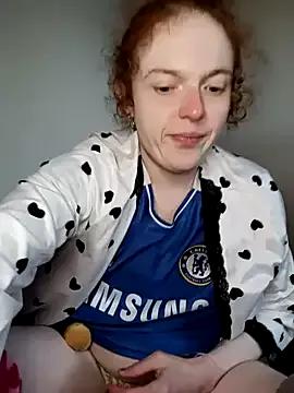 kinkyginger23 on StripChat 