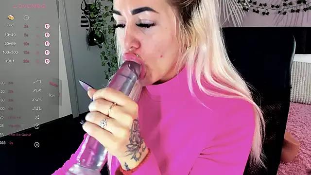 Kira_Key — make my pussy wet