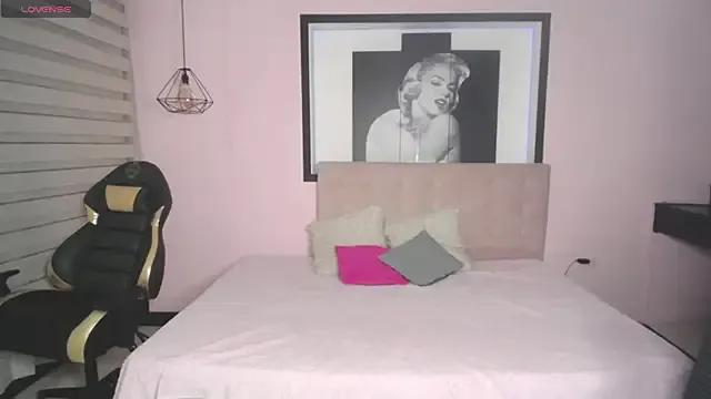 Kitten_Cam — Russian with Boobs