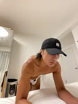 L-pink-1230 — Freechat on StripChat