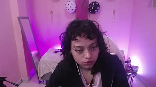 LadyWawy — Freechat on StripChat