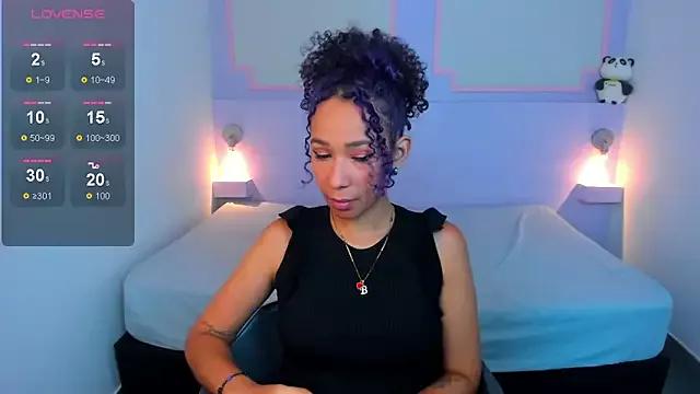 LaylaBreeze4 on StripChat 