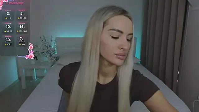 Leilalav on StripChat 