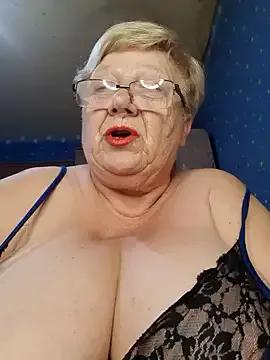 LettyMagdalen — Show boobs and pussy