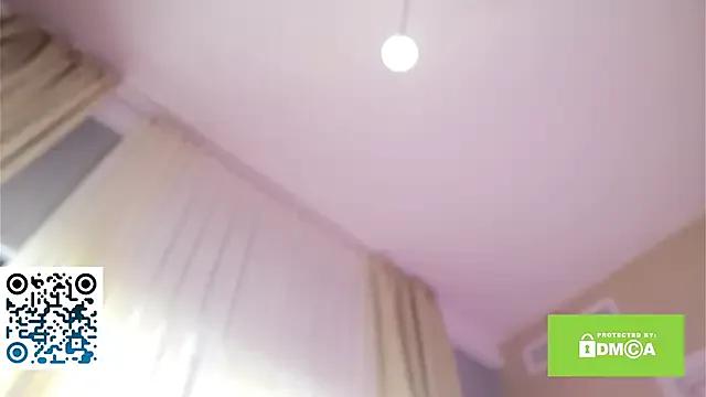 LiliBanger on StripChat 