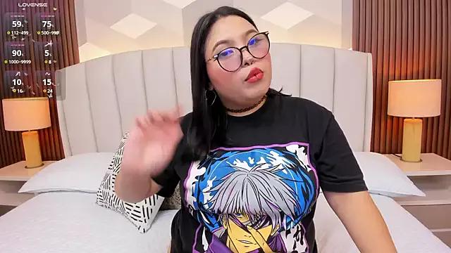 Lilith_Hillss on StripChat 