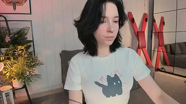 lilithlunna on StripChat 