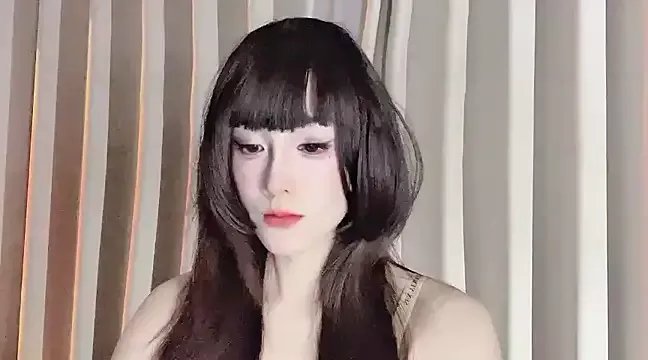 LILIya_11 on StripChat 