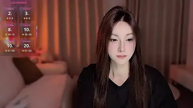 LILIya_11 on StripChat 