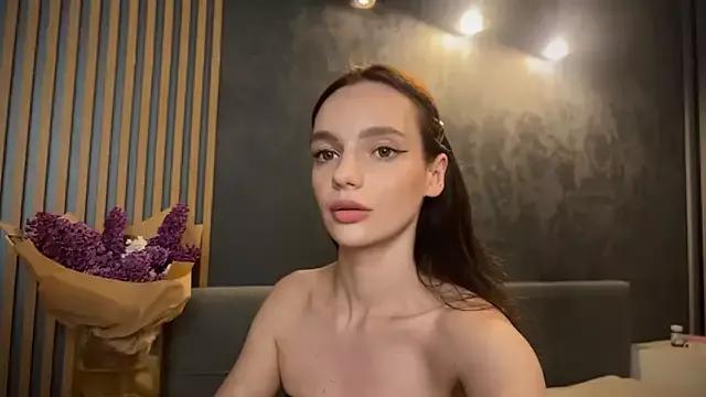 litlle_angelll on StripChat 