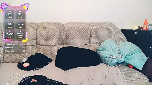 Littlepinkcat on StripChat 