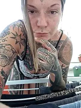 lizzardqueeen on StripChat 