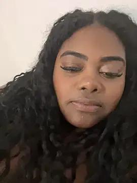 LunaSthena — Freechat on StripChat