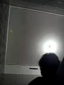 mamakarma1403 on StripChat 