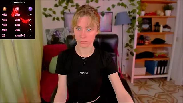 MaraCooperrr on StripChat 