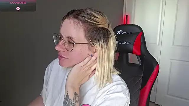 MAXXXTV on StripChat 