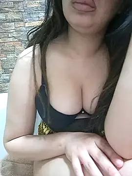 mayaarabian on StripChat 