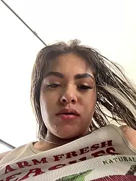 MayaMoanXXX — RUB PUSSY