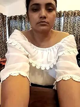 MEERAcle on StripChat 