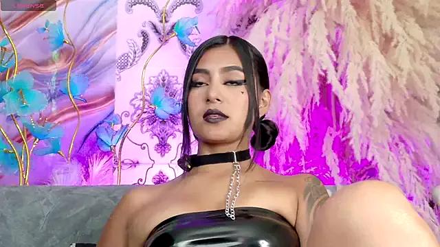 meganwolf_1 — squir to mommy