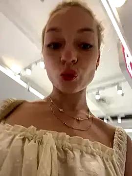 melissa_grr — Say HI to my sweet pussy! 