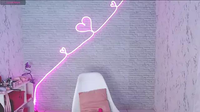 Millawantsplay on StripChat 