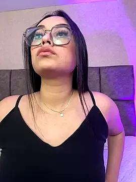 miss_elissa11 on StripChat 