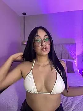 miss_elissa11 on StripChat 