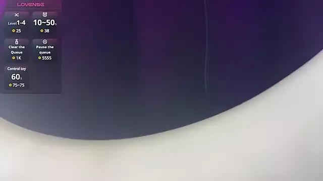 Mitikaa on StripChat 