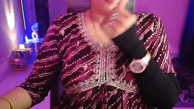 Mitikaa — Oil Body Massage With Nude Show 