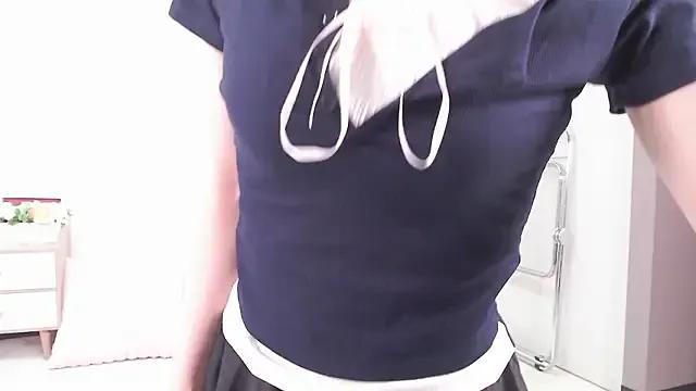 MOMO_momo_xoxo — Freechat on StripChat