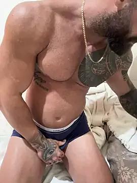 moody1996- on StripChat 