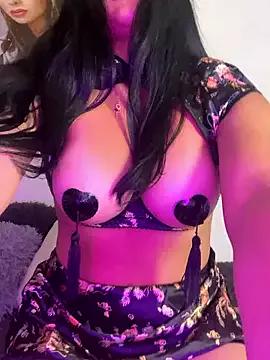 morenaQueen_ — Fuck pussy +squirt