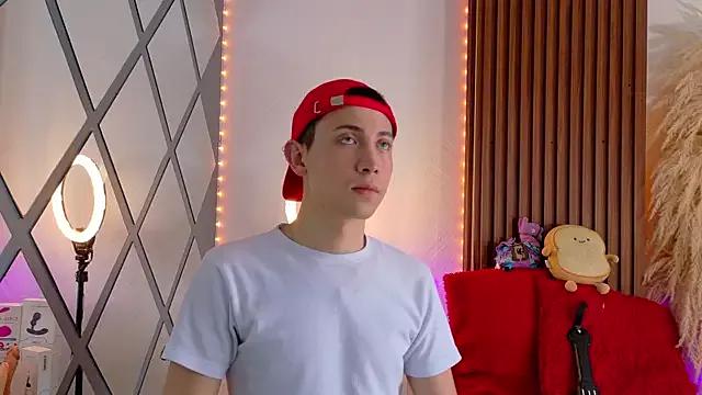 Naughty__Chriss — Juicy cum show