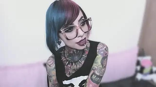 NikkiRamone on StripChat 