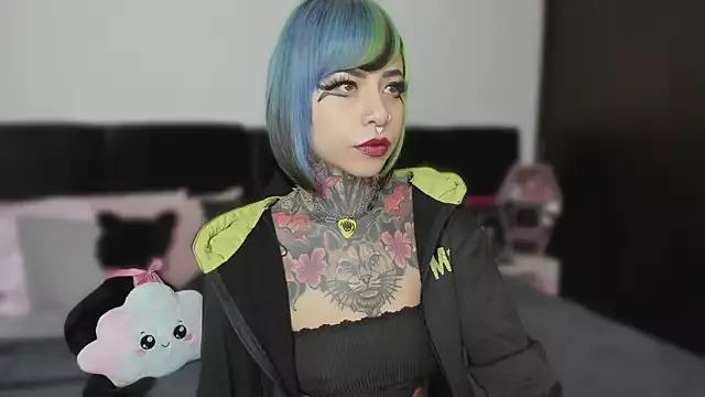 NikkiRamone on StripChat 