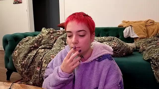 OllympeKaii on StripChat 