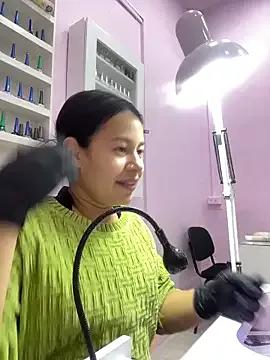 PaulaCruz01 — Show belly